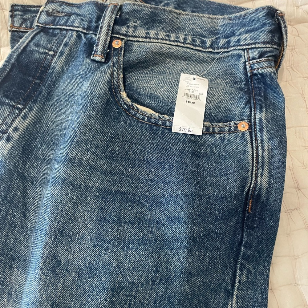 GAP Men's Bootcut Jeans in Distressed Blue